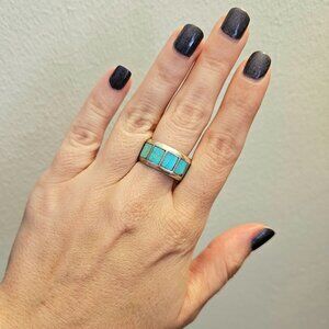 Vintage Native American Sterling Silver Turquoise Inlay Band Ring